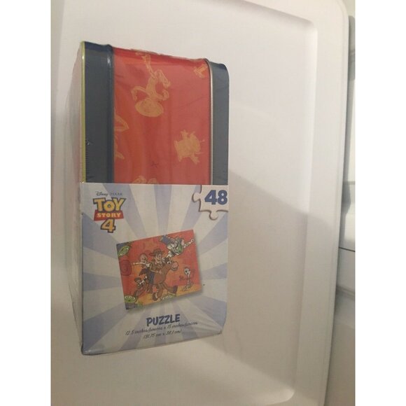 New Disney Toy Story Four‎ 7 7/8" Tin Lunch Box with 48 Piece Puzzle-Sealed - Picture 4 of 6